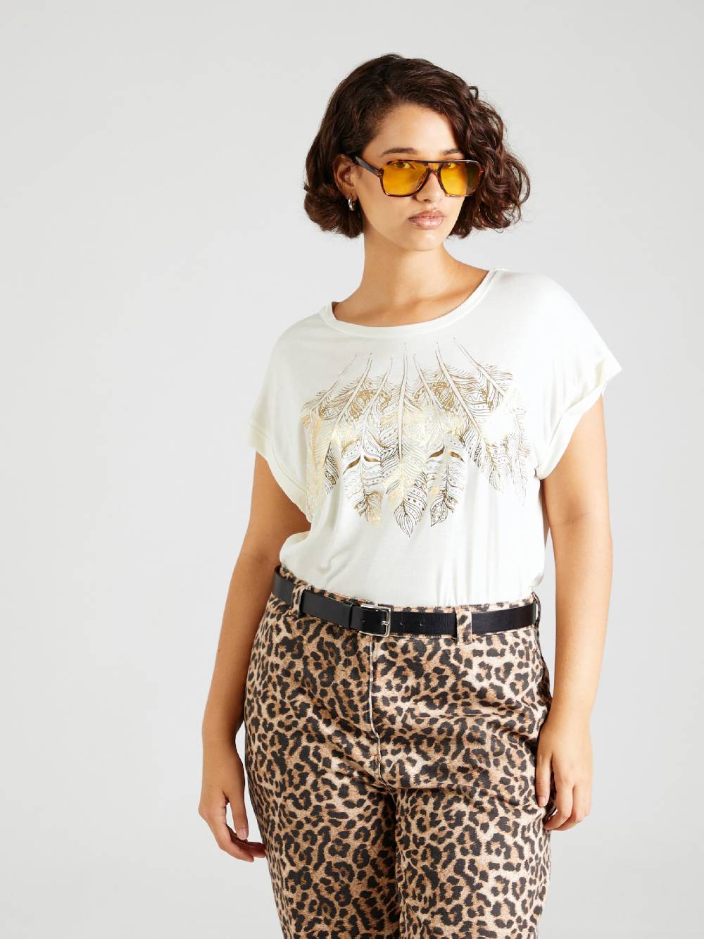 ABOUT YOU Curvy Shirt 'Marin' In White