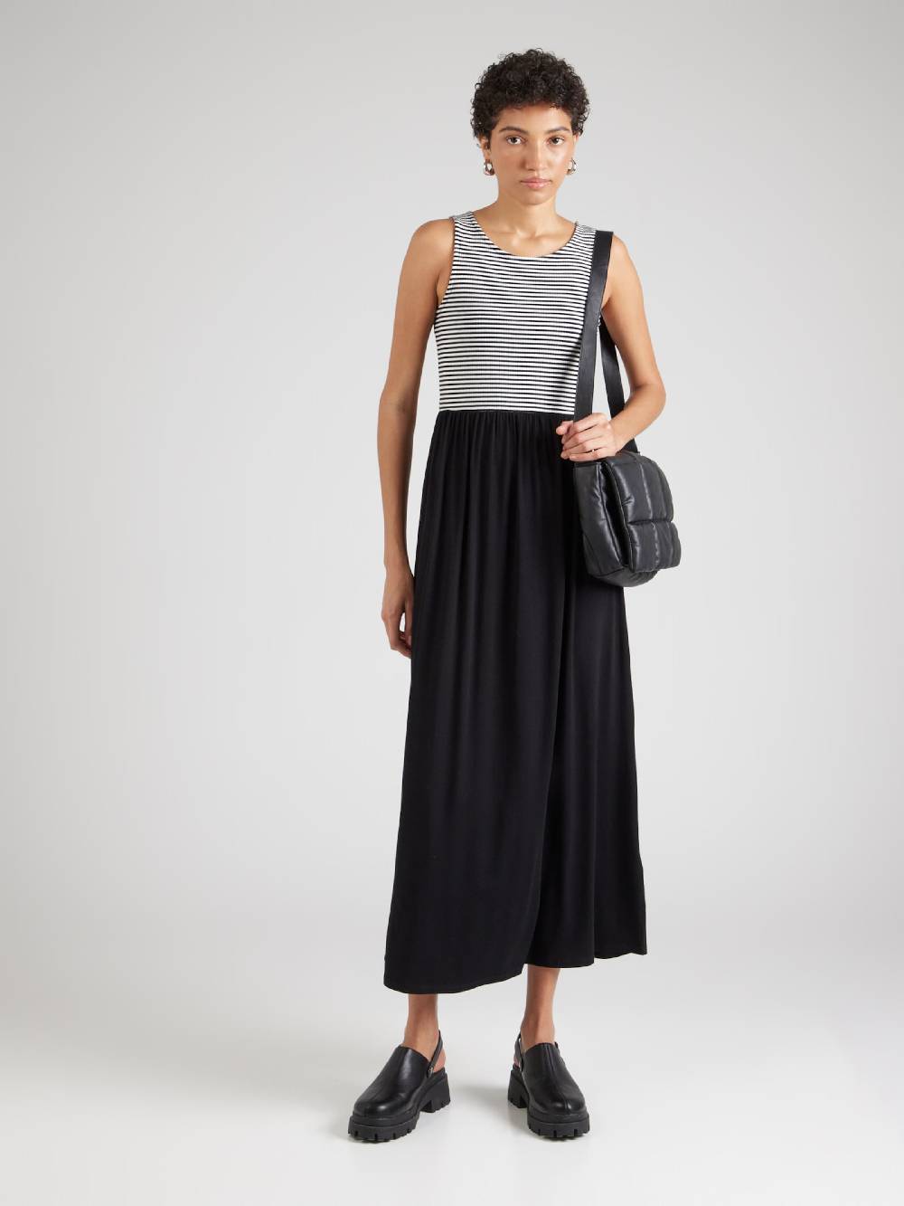 ABOUT YOU Dress 'Phoebe' In Black