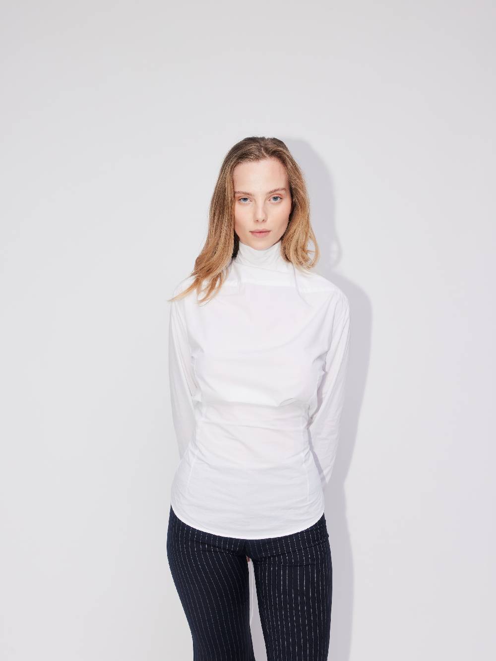 ABOUT YOU REBIRTH STUDIOS Blouse 'Upcycling' In White