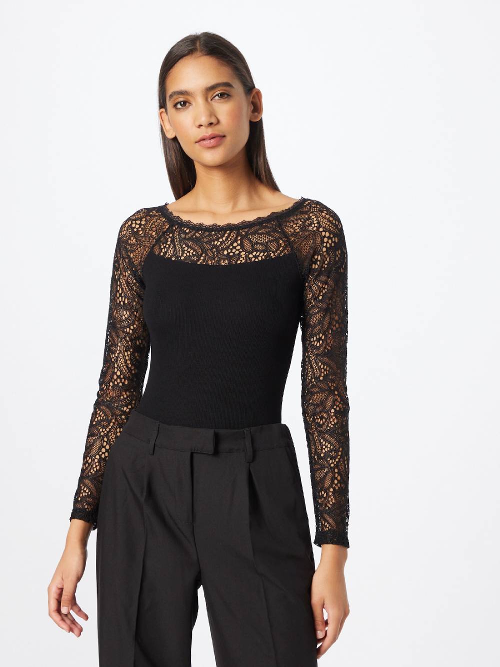 ABOUT YOU Shirt 'Samira' In Black