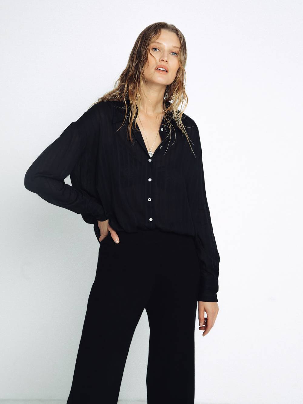 ABOUT YOU X Toni Garrn Blouse 'Drew' In Black