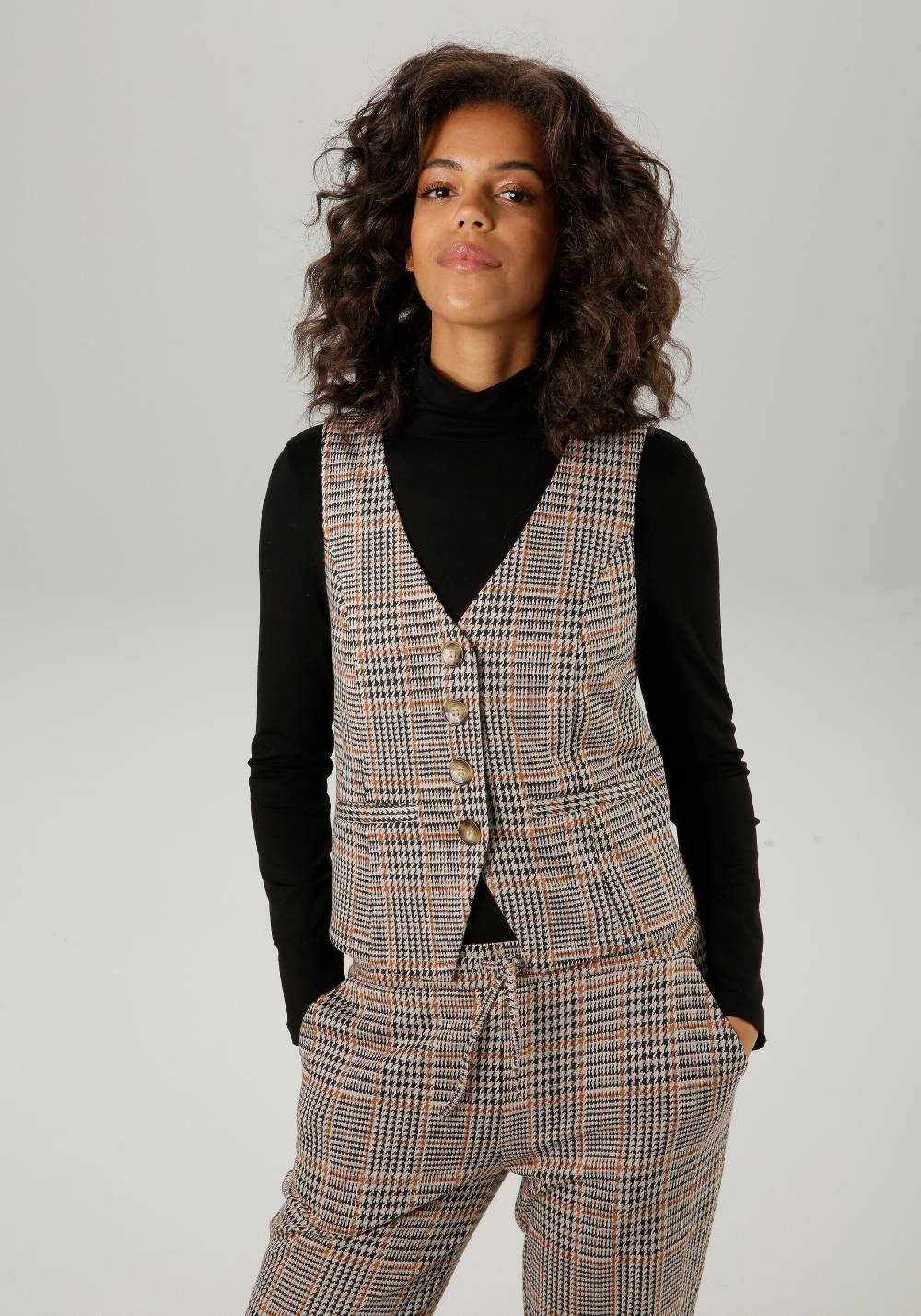 Aniston CASUAL Vest In Beige, Pink