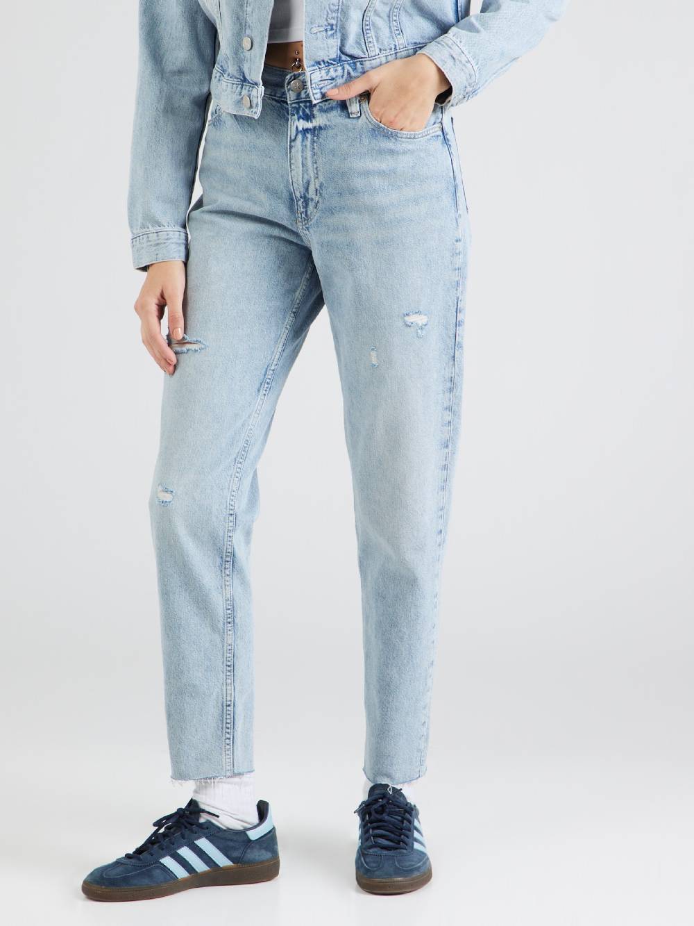 Calvin Klein Jeans Tapered Jeans In Light Blue