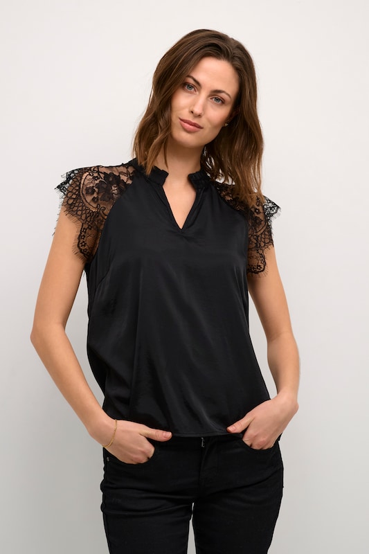 Cream Blouse 'Nola' in Black