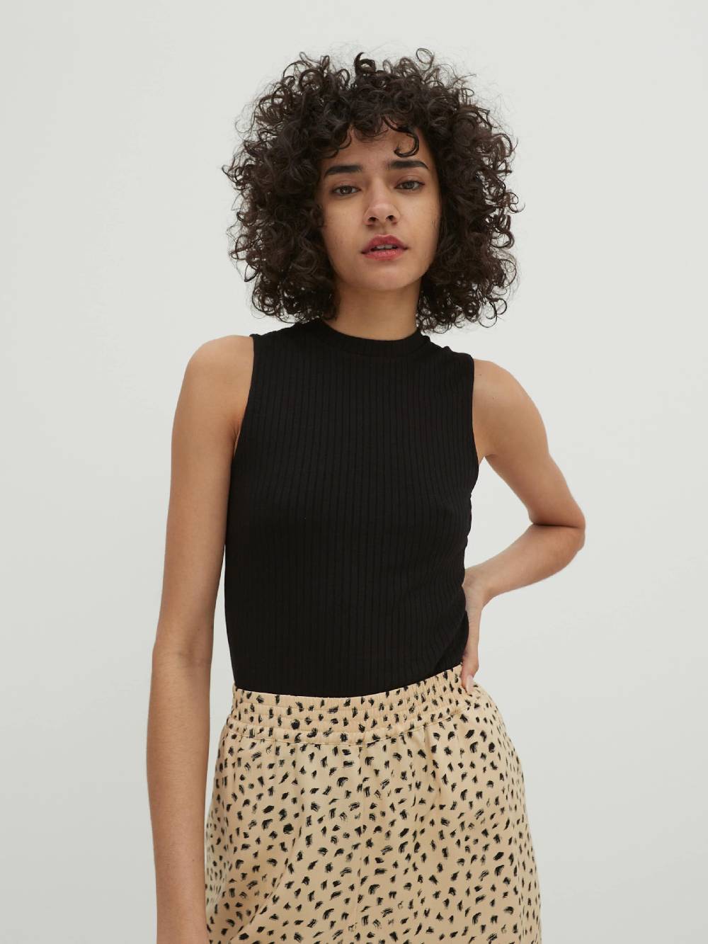 EDITED Top 'Naela' In Black