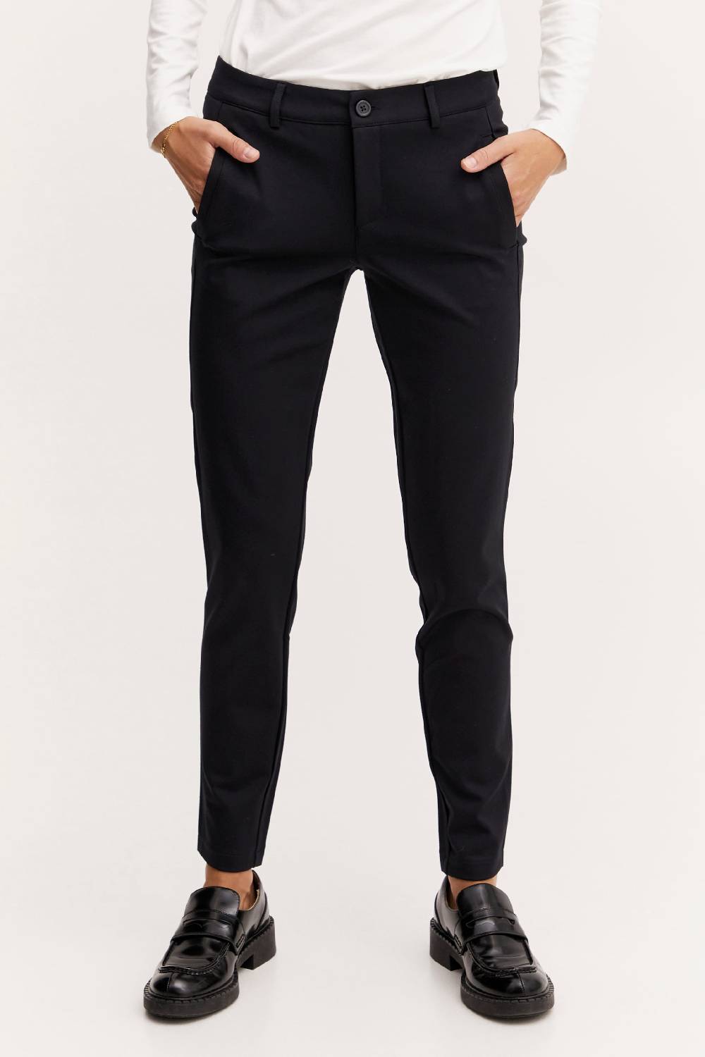 Fransa Slim Fit Chino Pants 'Tessa' In Black