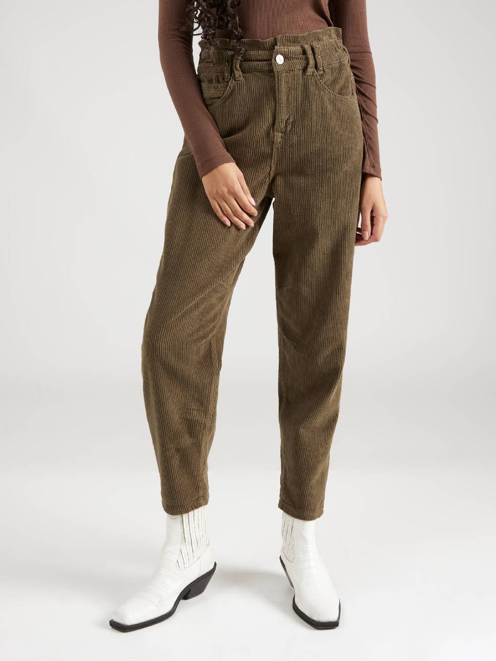 FREEMAN T. PORTER Tapered Pants In Olive