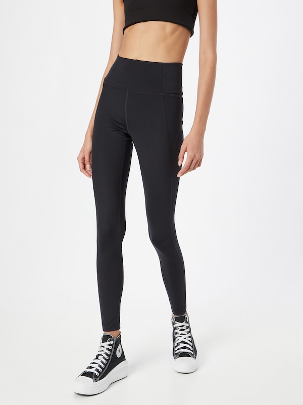 Girlfriend Collective Skinny Workout Pants in Black