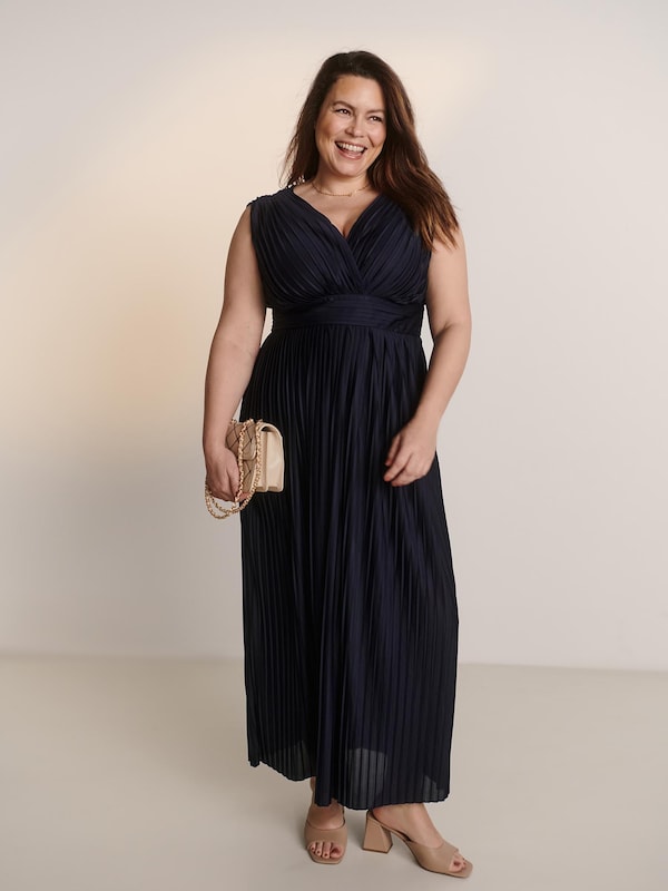 Guido Maria Kretschmer Curvy Dress 'Linnea' in Marine Blue