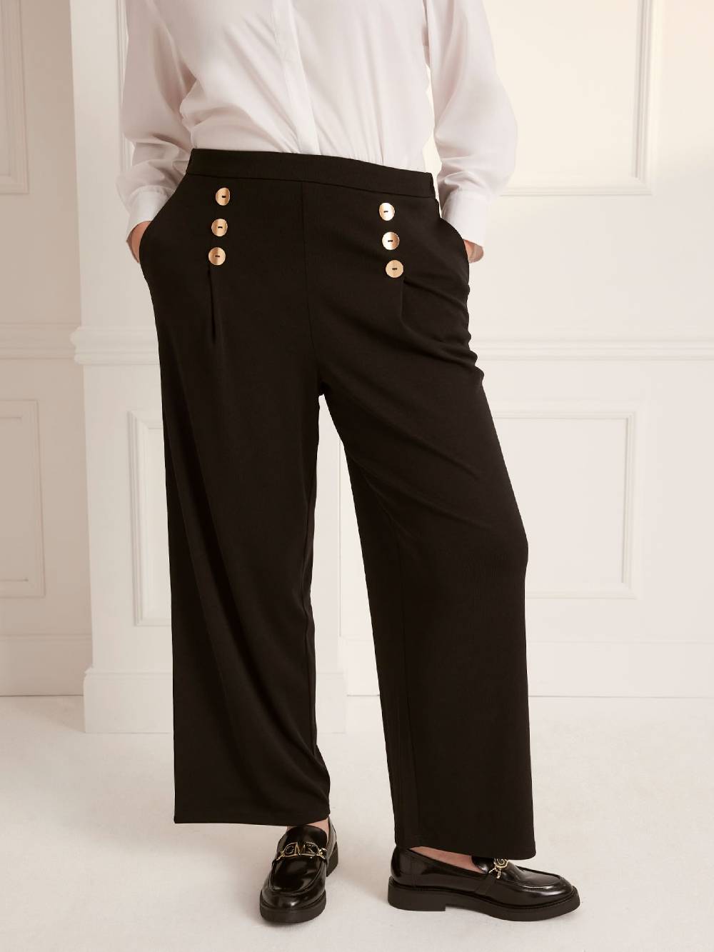 Guido Maria Kretschmer Curvy Regular Pants 'Hale' In Black
