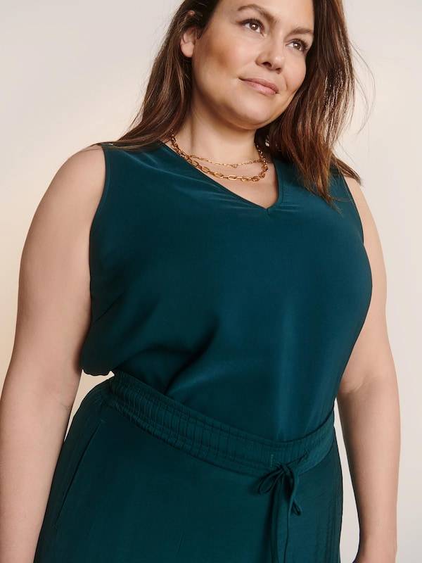 Guido Maria Kretschmer Curvy Top 'Emma' in Petrol