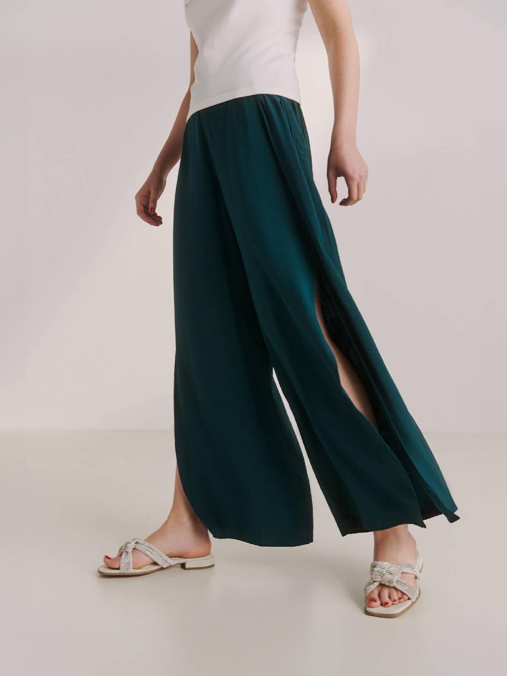 Guido Maria Kretschmer Women Loose Fit Pants 'Darlin' In Emerald