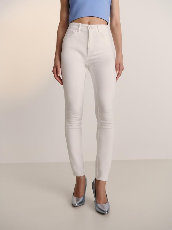 Guido Maria Kretschmer Women Skinny Jeans in White