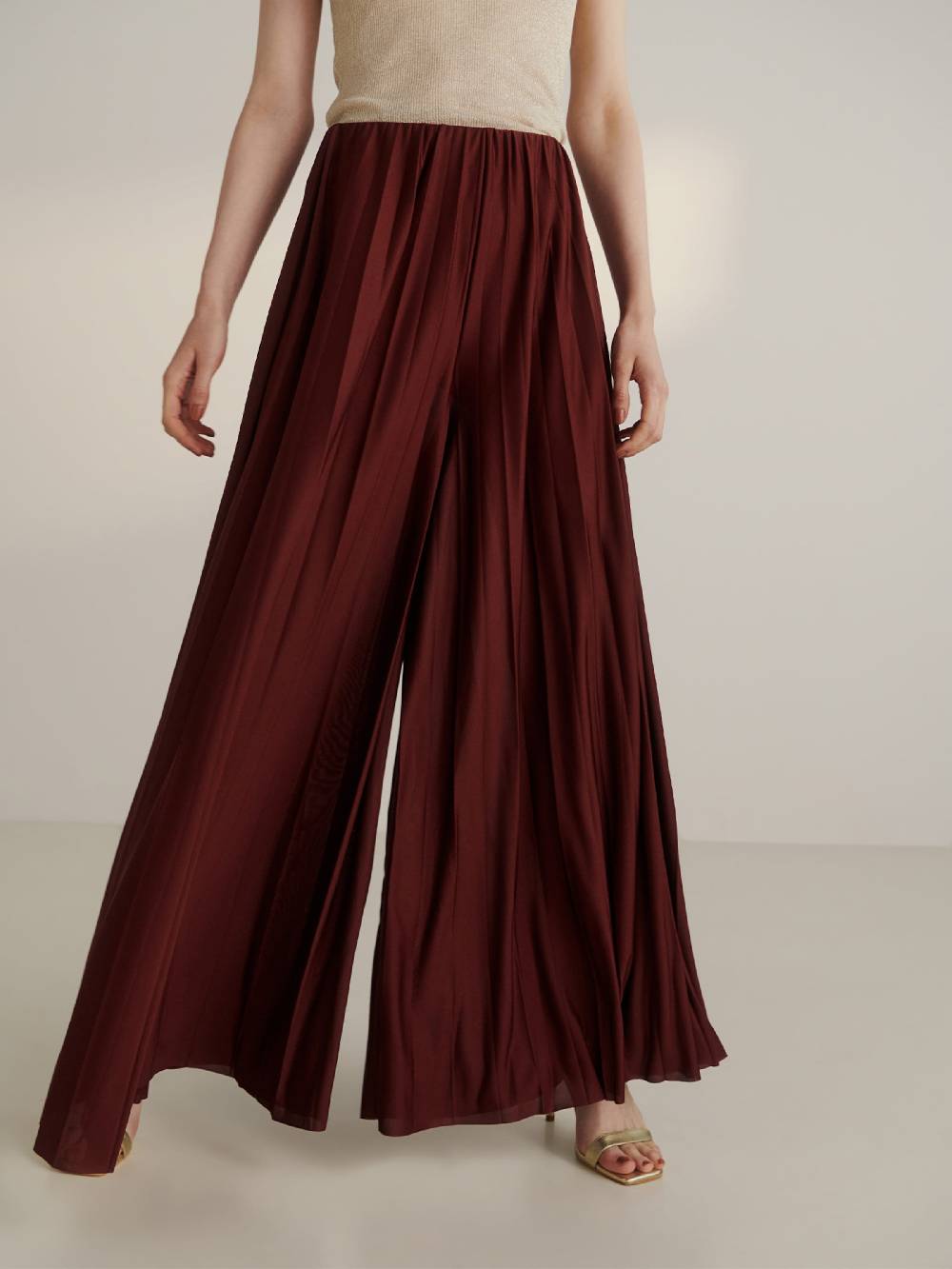 Guido Maria Kretschmer Women Wide Leg Pants 'Samantha' In Bordeaux