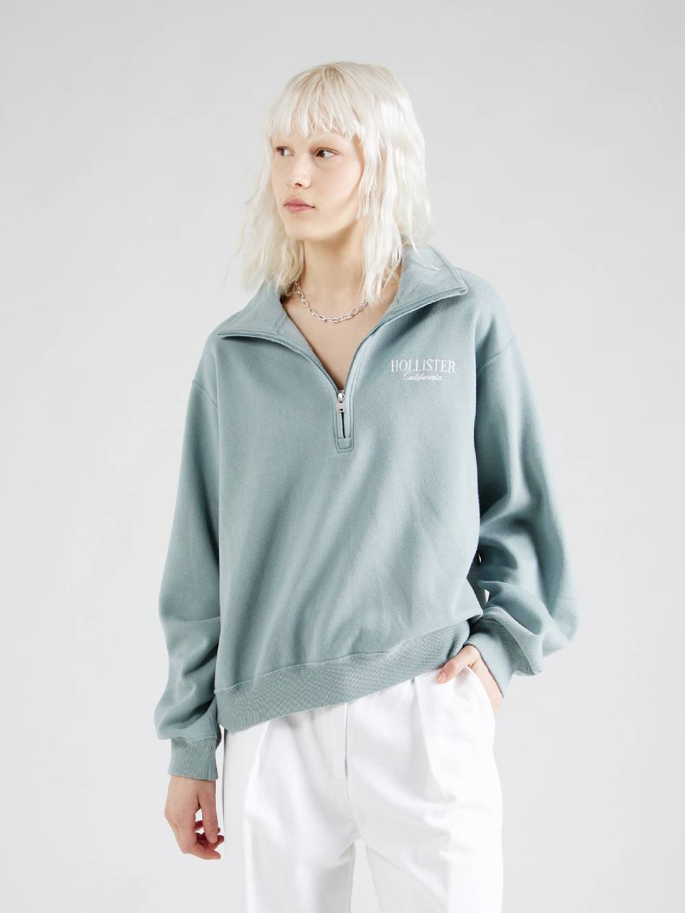 HOLLISTER Sweatshirt In Light Blue