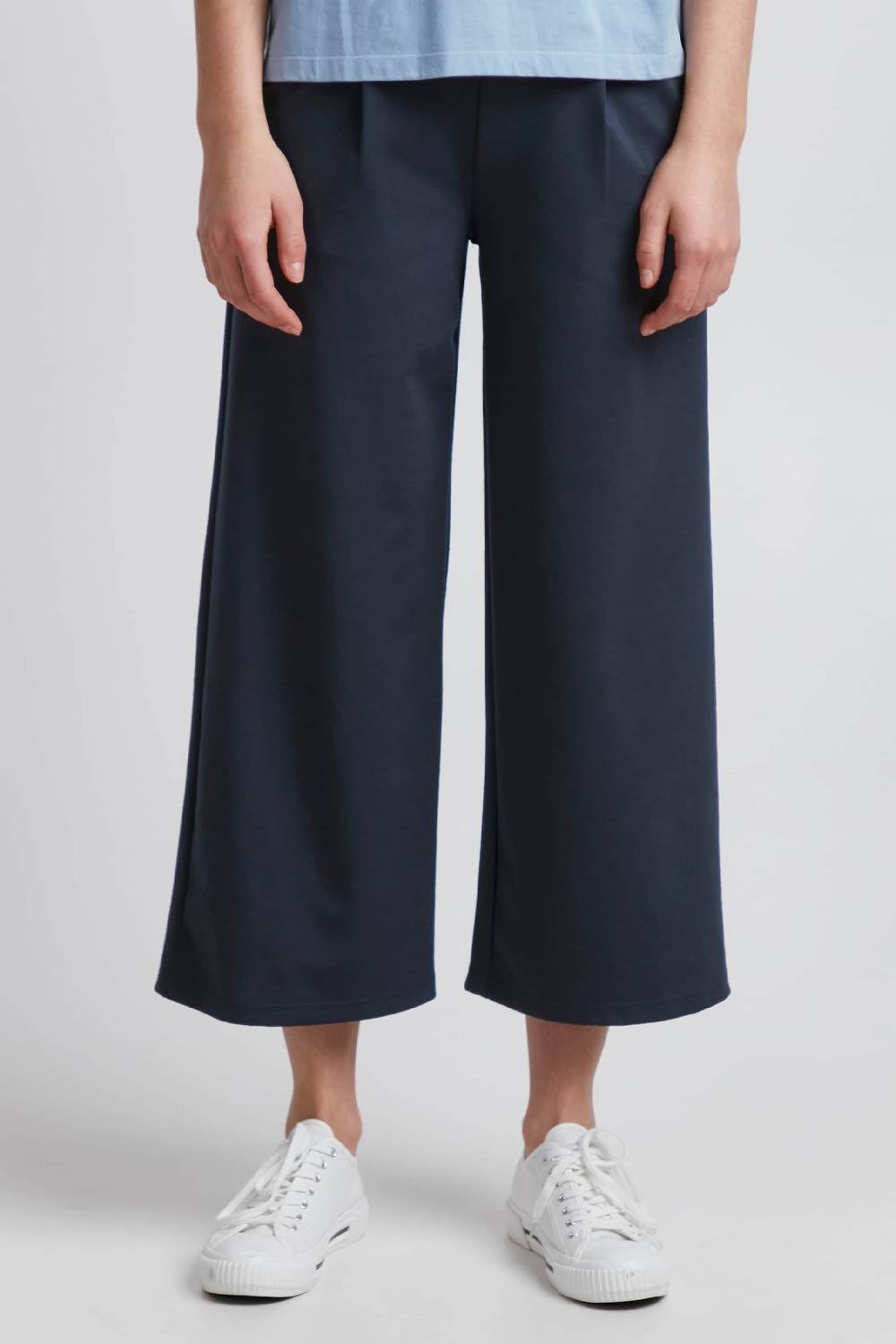 ICHI Wide Leg Pleat-Front Pants 'KATE' In Dark Blue