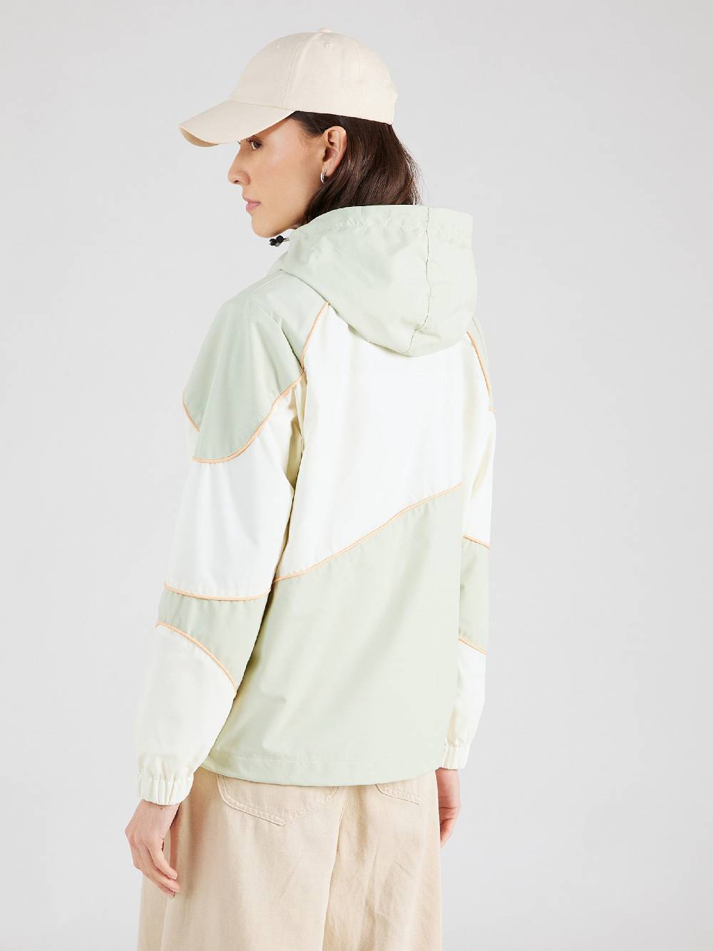 Iriedaily Between-Season Jacket 'Jessie' In Light Green