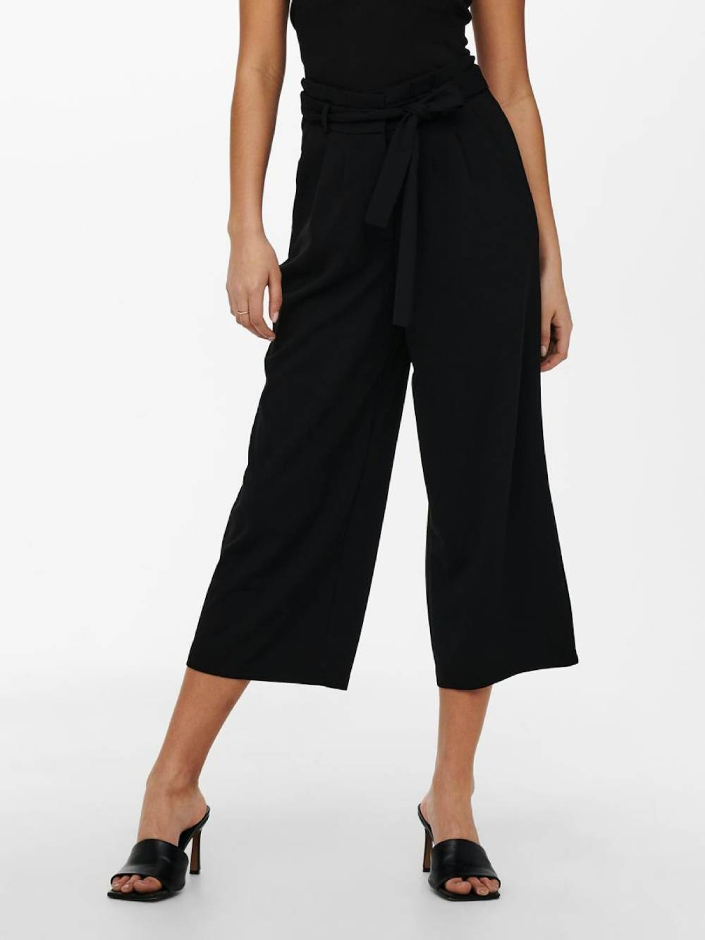 JDY Wide Leg Pleat-Front Pants In Black