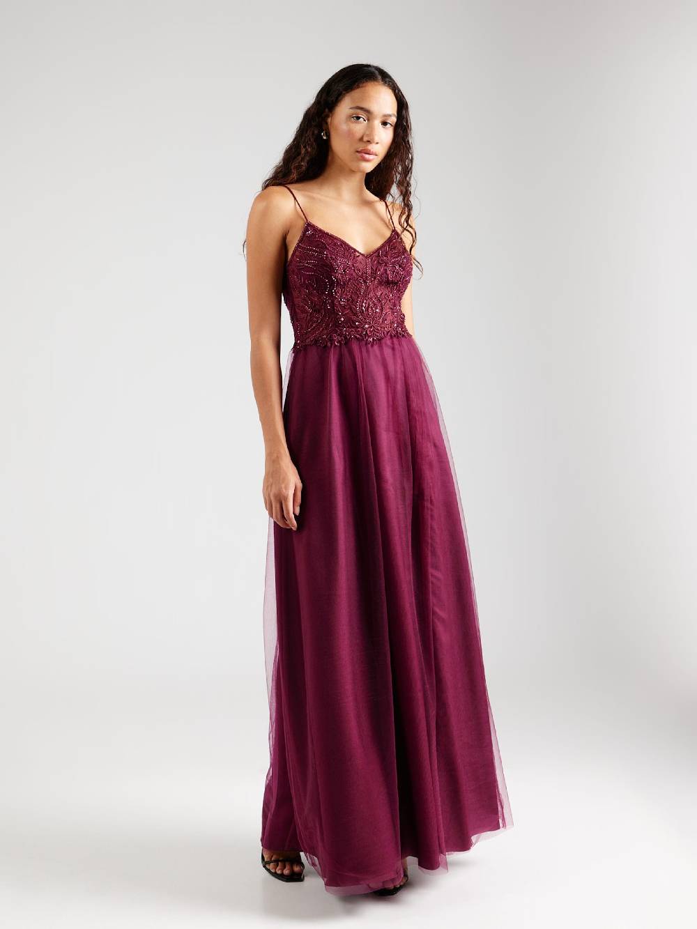 Laona Evening Dress In Ruby Red