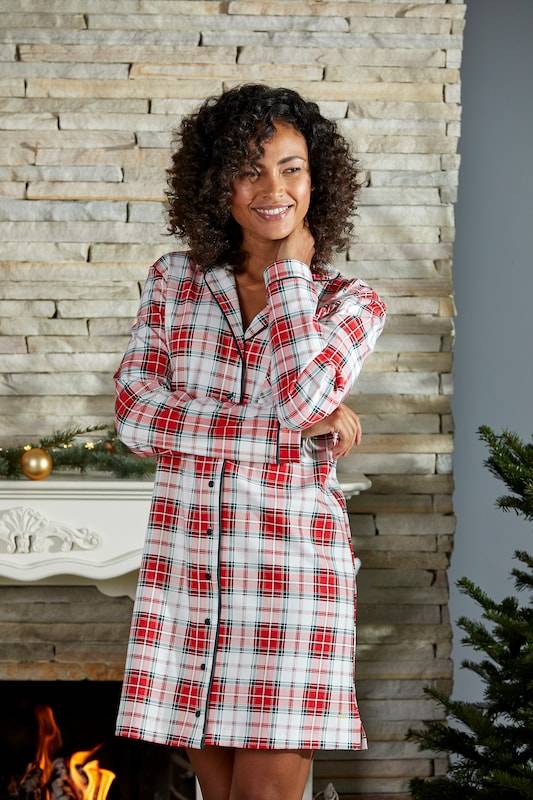 LASCANA Nightgown in Red