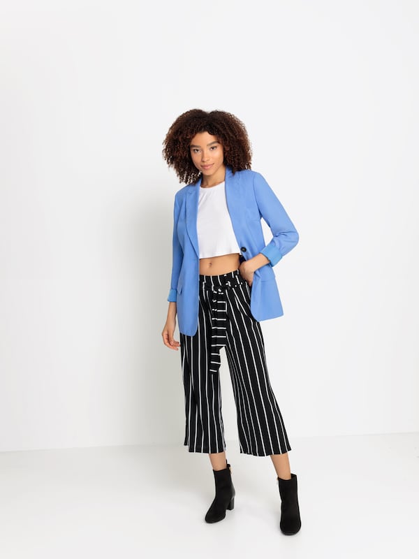 LASCANA Wide leg Pleat-Front Pants in Black