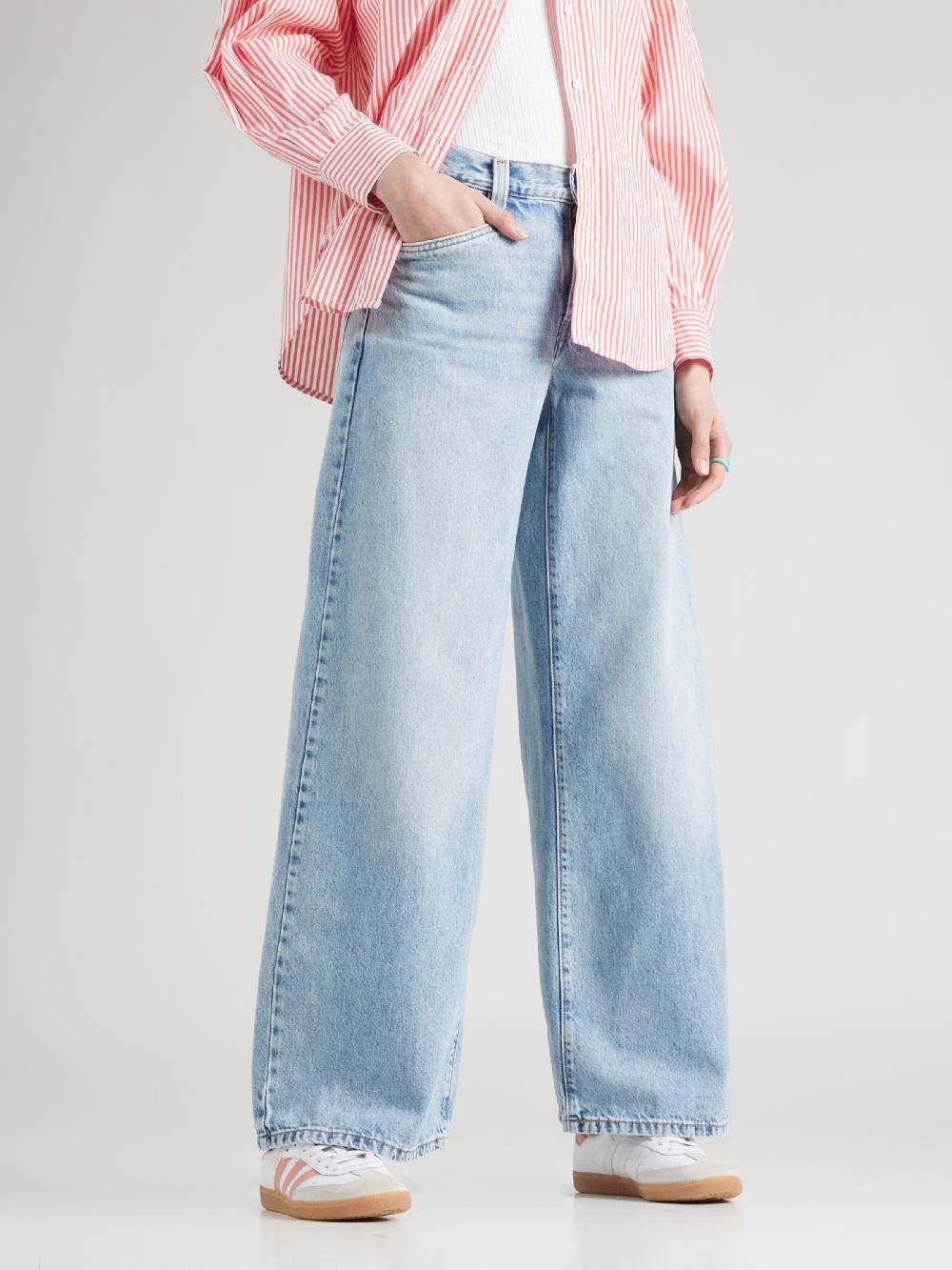 LEVI'S ® Wide Leg Jeans '94 Baggy Wide Leg Jeans' In Light Blue