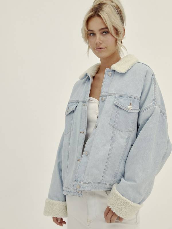 millane Between-Season Jacket 'Carolin' in Light Blue