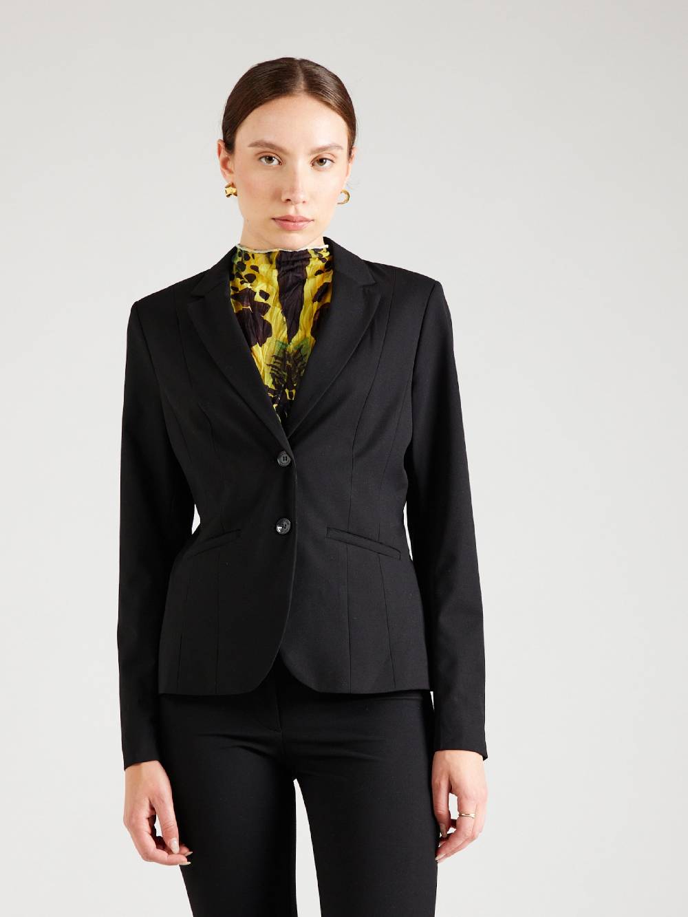 MORE & MORE Blazer 'Sally' In Black