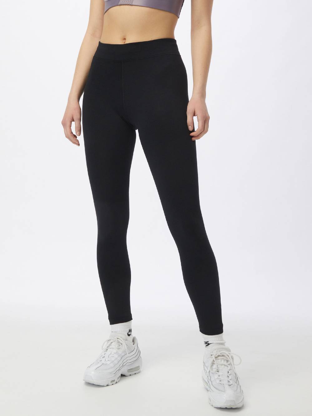 Nike Sportswear Skinny Leggings 'Essential' In Black
