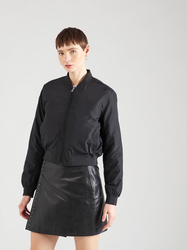 ONLY Between-Season Jacket 'ALMA' in Black