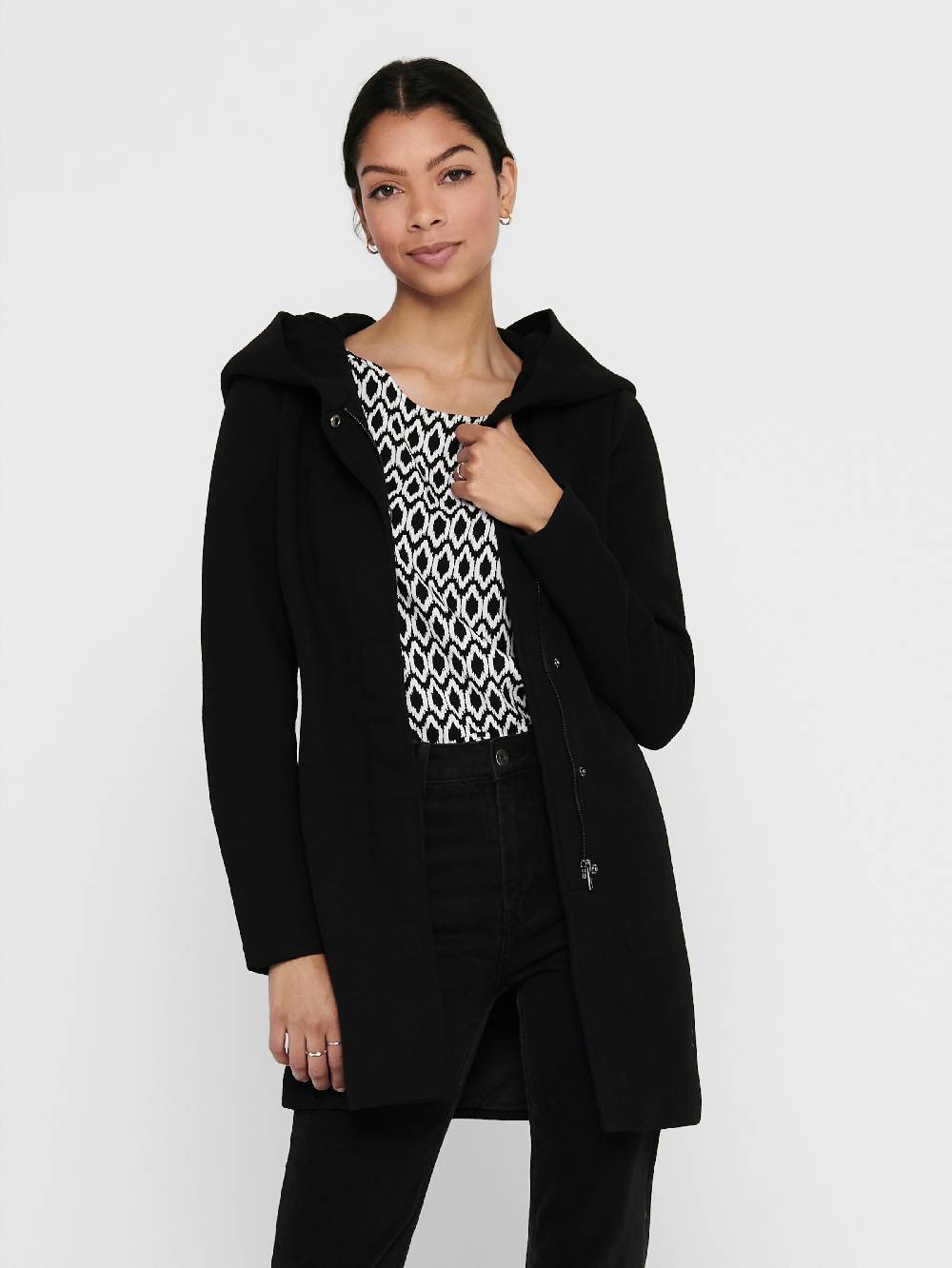 ONLY Between-Seasons Coat 'ONLSedona' In Black