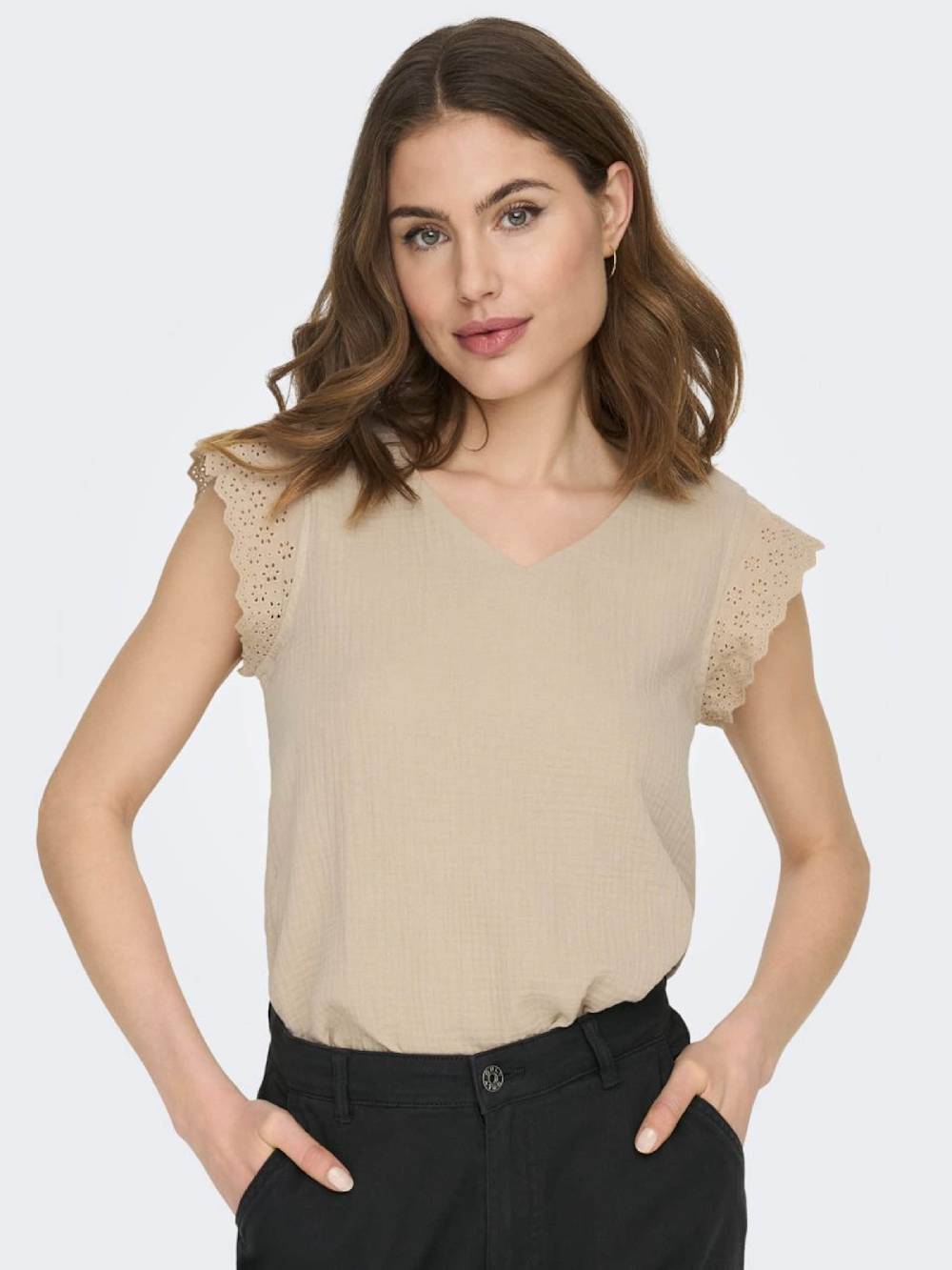 ONLY Blouse 'ONLThyra' In Taupe