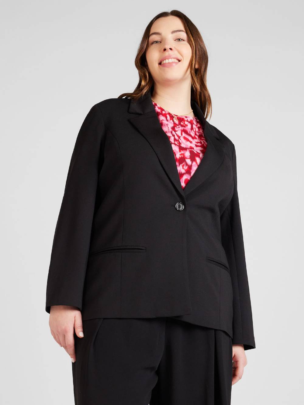 ONLY Carmakoma Blazer 'Peach' In Black