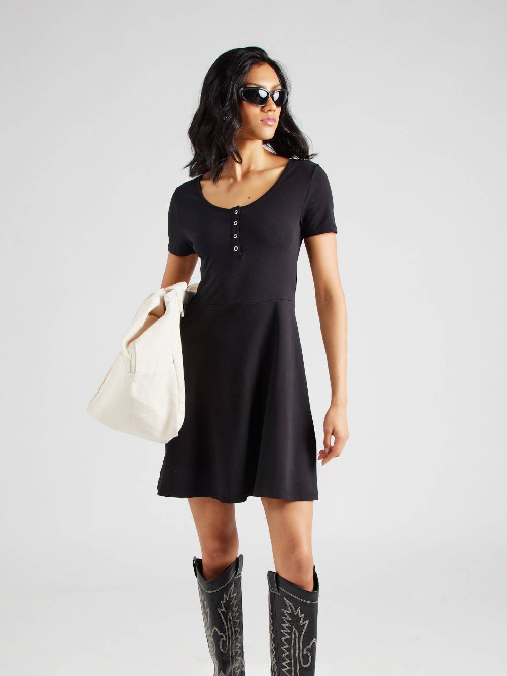 ONLY Dress 'ONLLIVE LOVE' In Black