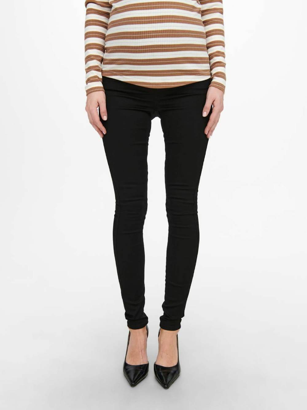 Only Maternity Skinny Jeans 'OLMROYAL' In Black