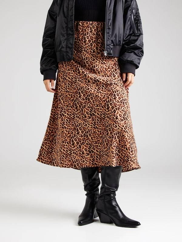 PIECES Curve Skirt 'PCFRANAN' in Cognac