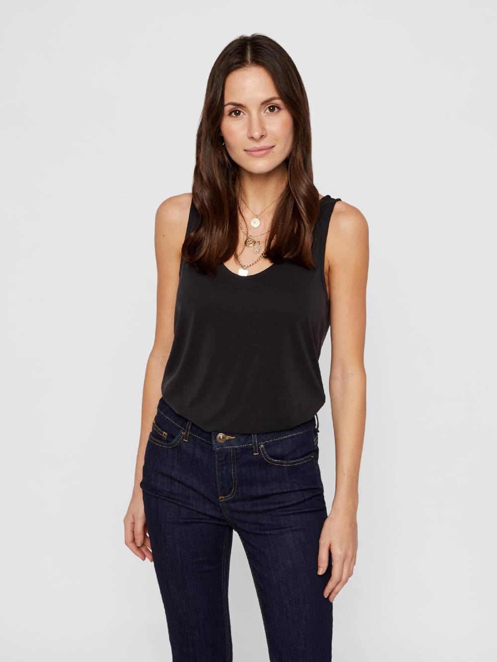 PIECES Top 'Kamala' In Black