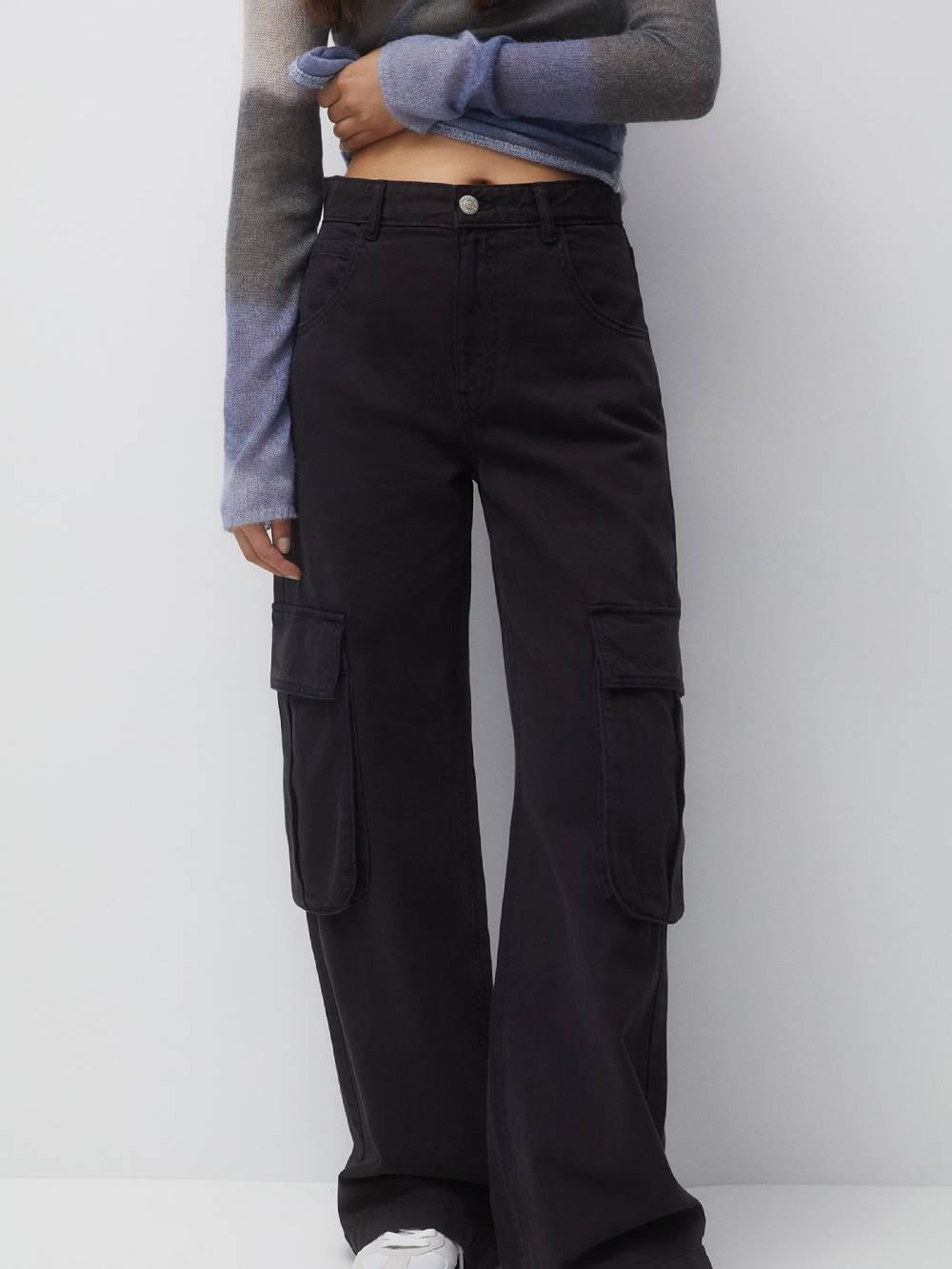 Pull&Bear Wide Leg Cargo Pants In Black
