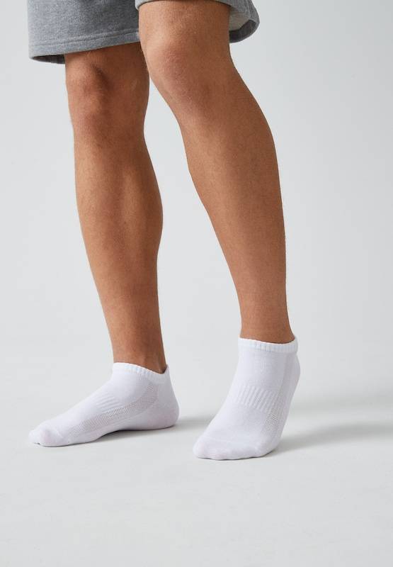 SNOCKS Ankle Socks in White