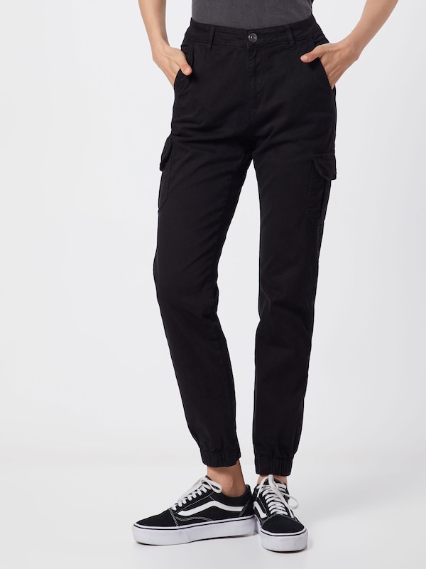 Urban Classics Tapered Cargo Pants in Black