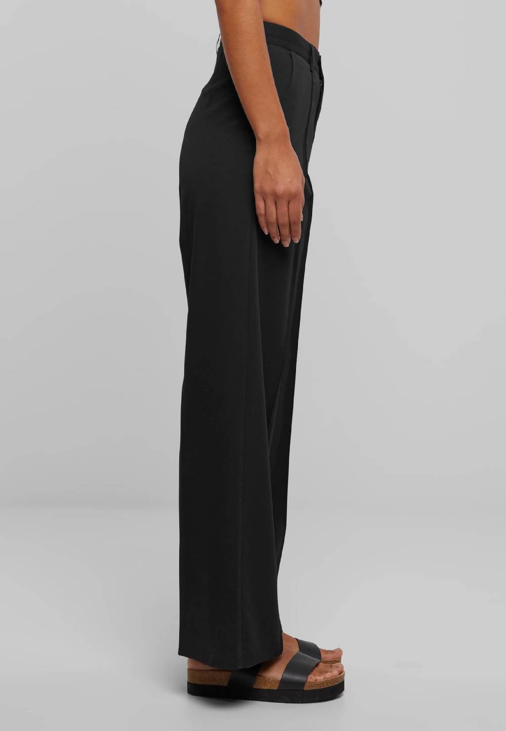 Urban Classics Wide Leg Pleat-Front Pants In Black