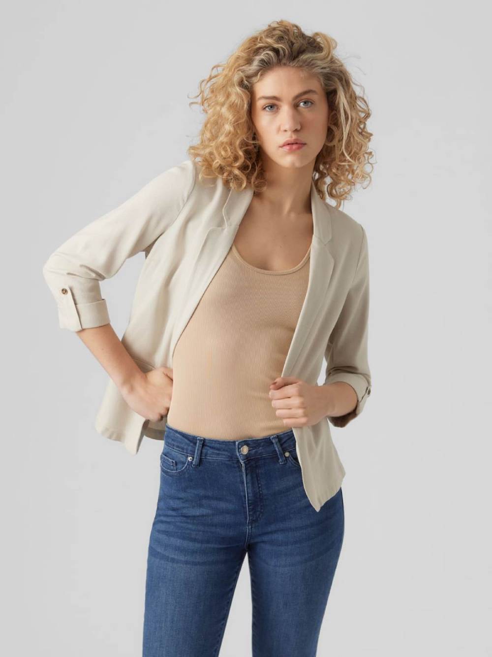 VERO MODA Blazer 'VMJesmilo' In Grey