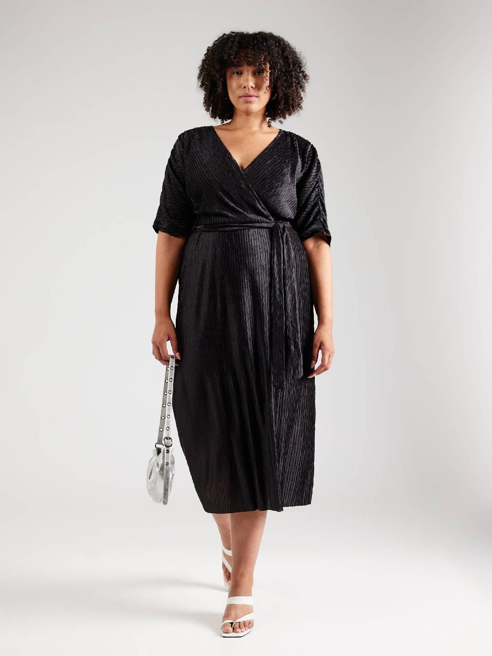 Vero Moda Curve Dress 'VMCODEZA' In Black