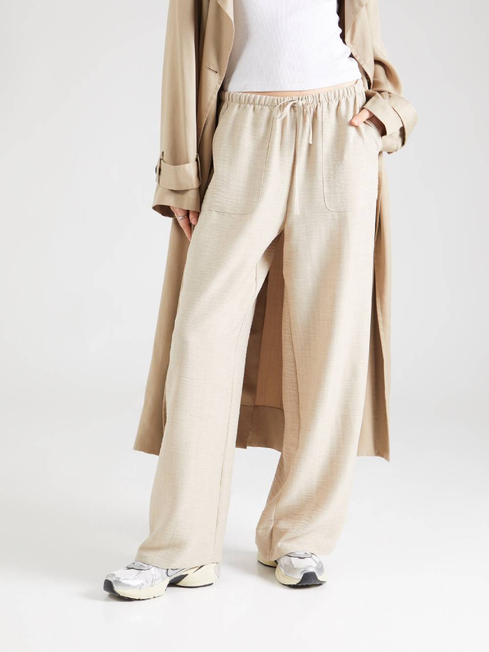 VERO MODA Loose Fit Pants 'Melaney' In Beige