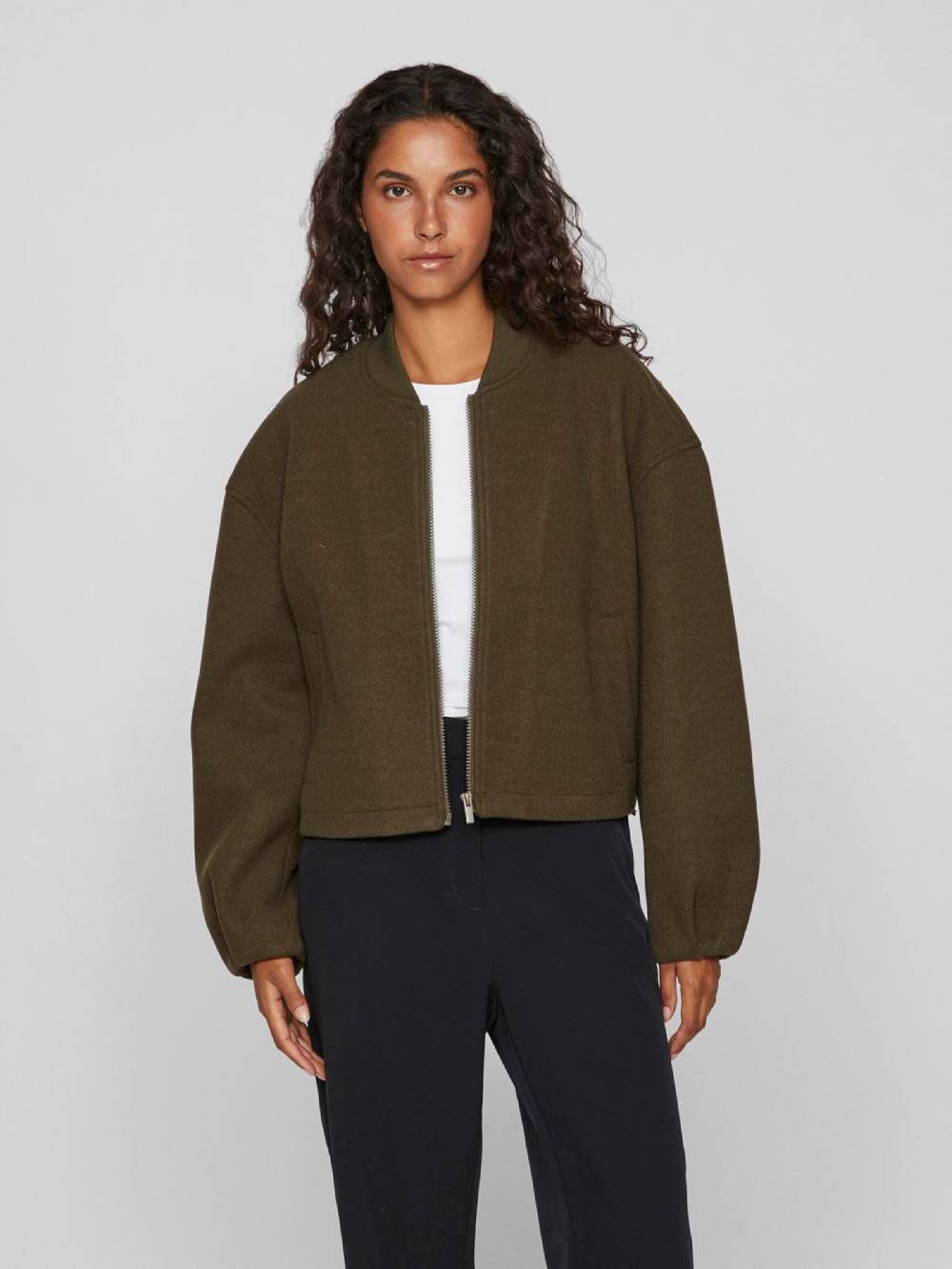 VILA Between-Season Jacket 'VIJuice' In Olive