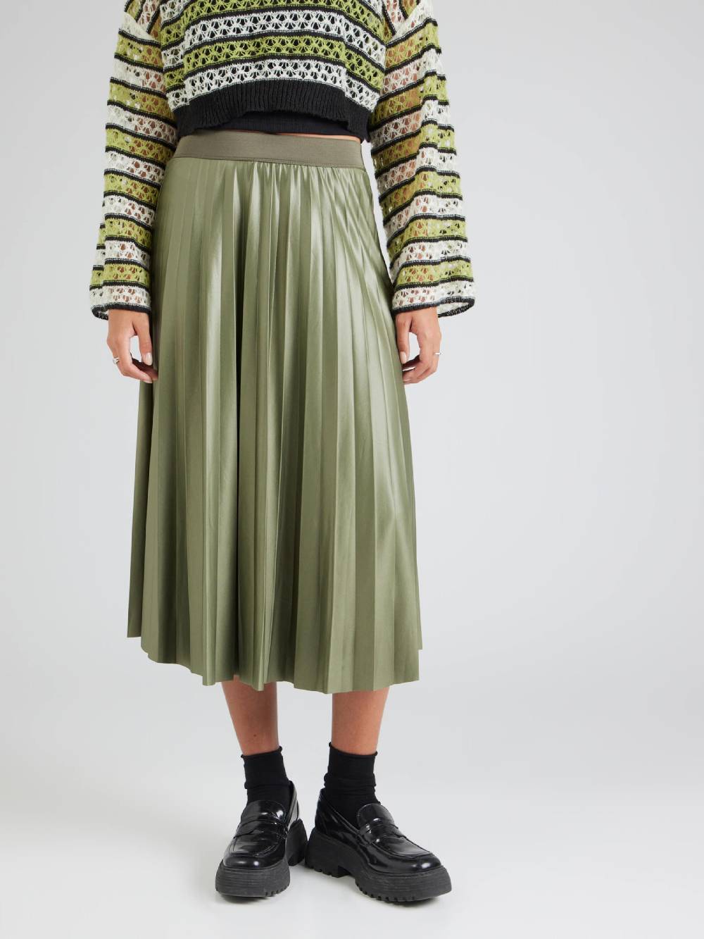 VILA Skirt 'VINitban' In Olive