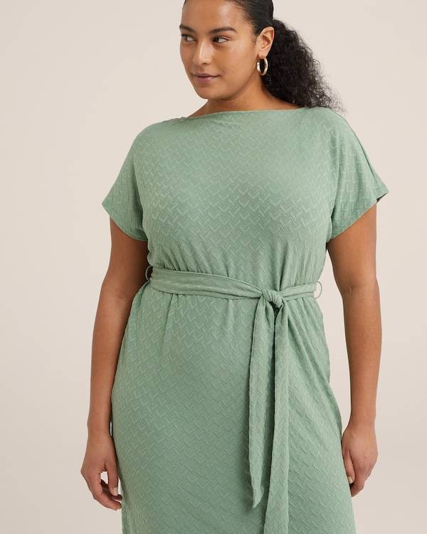 WE Fashion Dress in Mint
