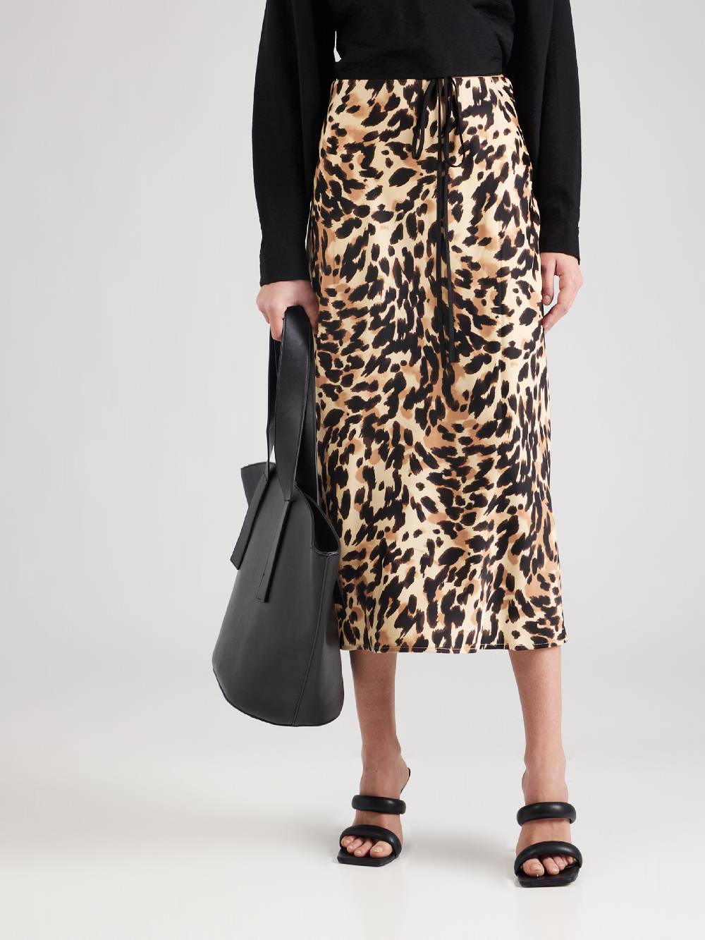 Y.A.S Skirt 'YASPella' In Black