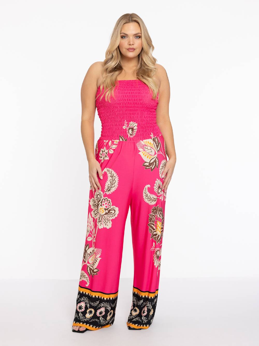 Yoek Jumpsuit In Pink