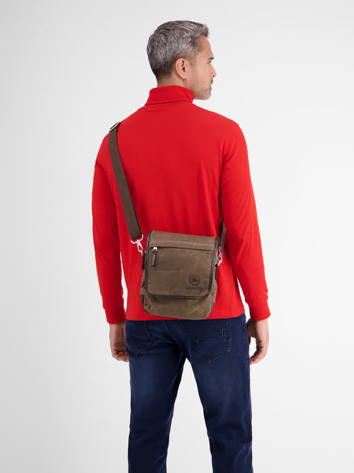 Lerros COLUMBUS Schmale Messenger Bag